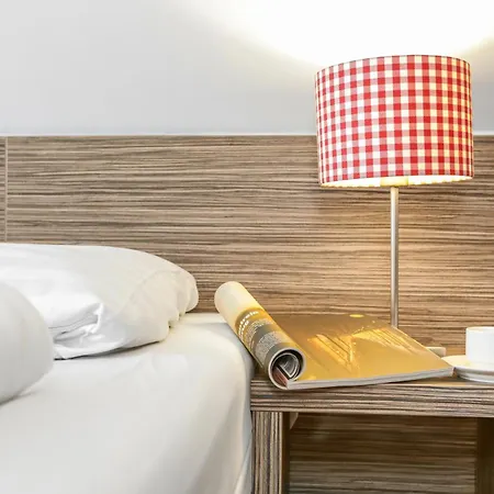 假日公园 兰达尔温特贝格酒店